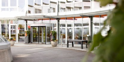 Stadthotels - Parkplatz: kostenlos beim Hotel - Österreich - Eingang vom Amadeo Hotel Salzburg - Amadeo Hotel Schaffenrath