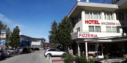 Stadthotels - Klassifizierung: 4 Sterne - Das Hotel befindet sich unweit der Autobahn an einer wichtigen Einfahrtsstraße von Salzburg - Hotel Salzburg