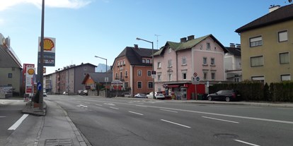 Stadthotels - Verpflegung: Frühstück - Salzburg-Stadt Schallmoos - Hotel Vogelweiderhof ist direkt neben der Straße einfach zu finden - Hotel Vogelweiderhof
