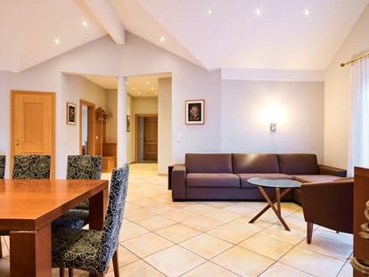 Stadthotels - Sauna - Österreich - Wohnzimmer - Penthouse mit Terrasse - Das Grüne Hotel zur Post - 100% BIO