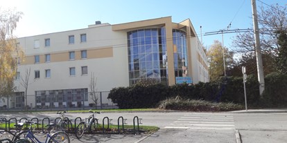 Stadthotels - Klassifizierung: 4 Sterne - Das Arena City Hotel befindet sich direkt neben dem Messegelände Salzburg - FourSide Hotel Salzburg