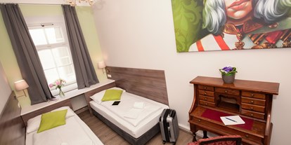 Stadthotels - Preisniveau: günstig - Österreich - Zweibettzimmer - Urban Stay Salzburg City