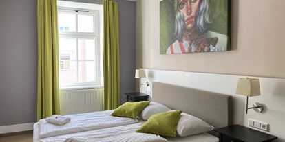 Stadthotels - Preisniveau: günstig - Österreich - Standard Doppelzimmer - Urban Stay Salzburg City