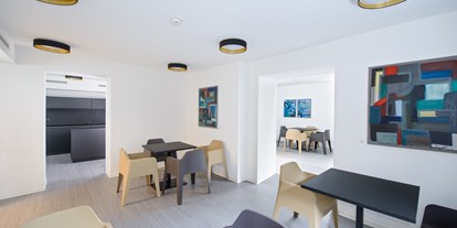 Stadthotels - Preisniveau: günstig - Lounge in den B(l)ackhome City Apartments Salzburg - B(l)ackhome City Hotel Salzburg