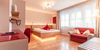 Stadthotels - Parkplatz: kostenlos beim Hotel - Salzburg - Doppelzimmer Deluxe - Hotel Rosenvilla
