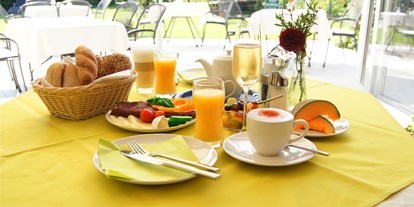 Stadthotels - Verpflegung: Frühstück - Erlesene Tees und köstliche Kaffespezialitäten, kalte und warme Leckereien, gesund, region und kreativ = genussvoll frühstücken - Hotel Himmelreich