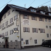 Hotel - Das Hotel befindet sich in der Linzer Bundesstraße, eine wichtige Einfahrtsstraße in die Stadt wenn man aus Richtung Osten kommt. - Hotel Turnerwirt