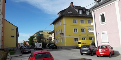 Stadthotels - Preisniveau: günstig - Salzburg-Stadt Itzling - Das Hotel Flair liegt in einer ruhigen Seitenstraße nicht weit vom Hauptbahnhof Salzburg - Hotel Flair