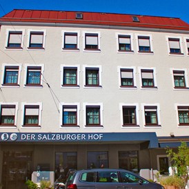 Hotel: Hotelfassade - Hotel Der Salzburger Hof
