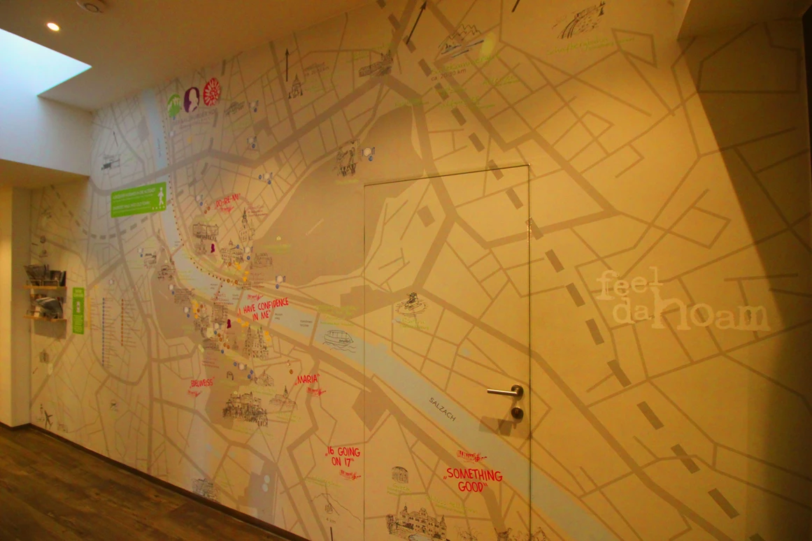 Hotel: Stadtplan an der Wand - Hotel Der Salzburger Hof