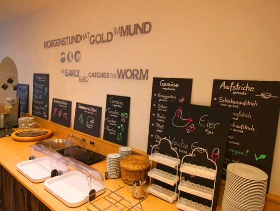 Hotel: Frühstück in Buffetform - Hotel Der Salzburger Hof