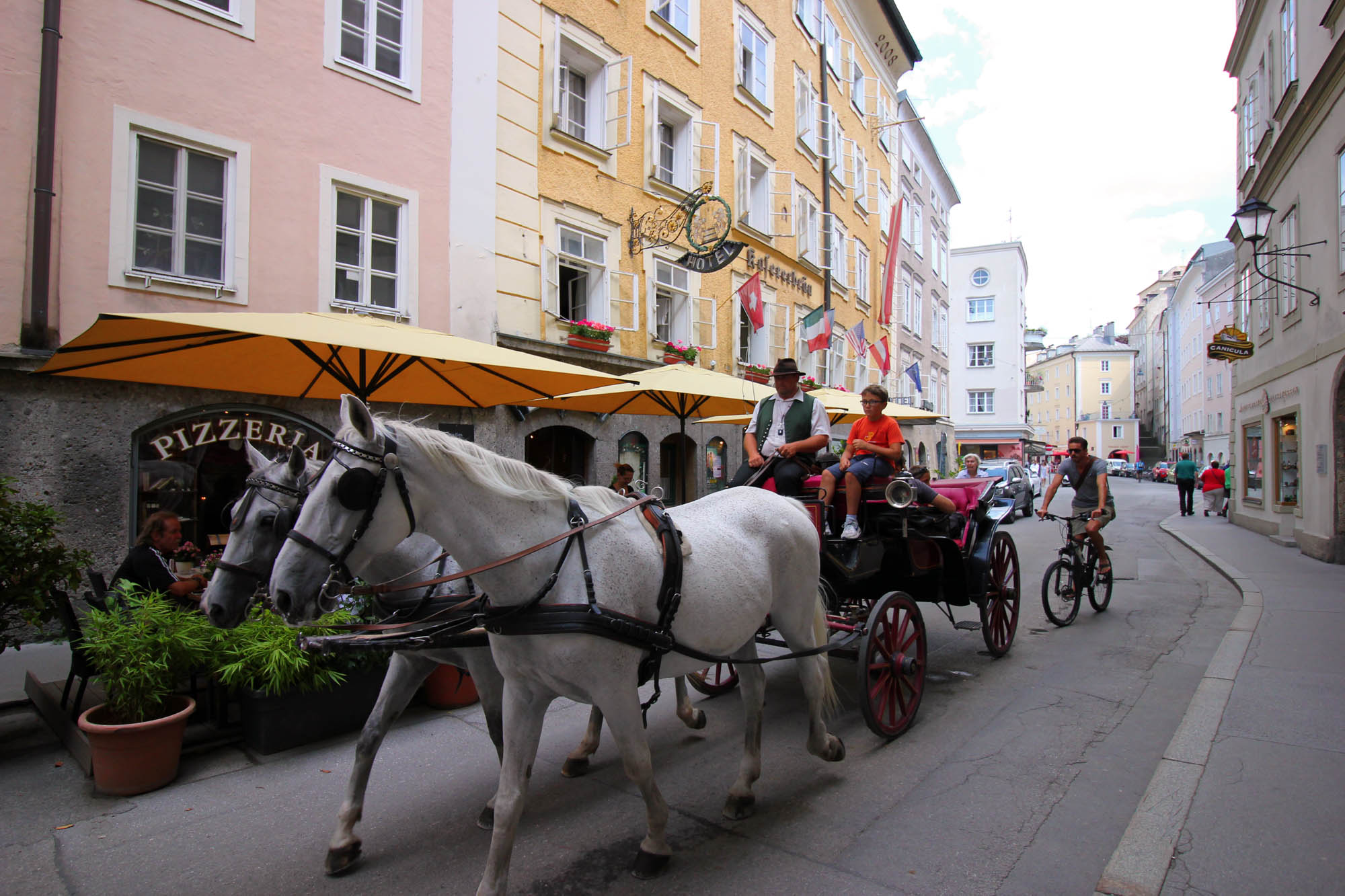 Stadthotels - Kinderbetreuung - Außenansicht des Hotels - Altstadthotel Kasererbräu