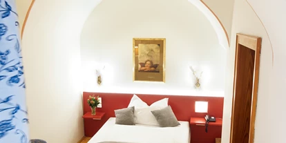 Stadthotels - Preisniveau: gehoben - Einzelbettzimmer im Gewölbe - Hotel Wolf