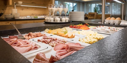Stadthotels - Wellnessbereich - Salzburg-Stadt (Salzburg) - Buffet - Hotel Garni Frauenschuh