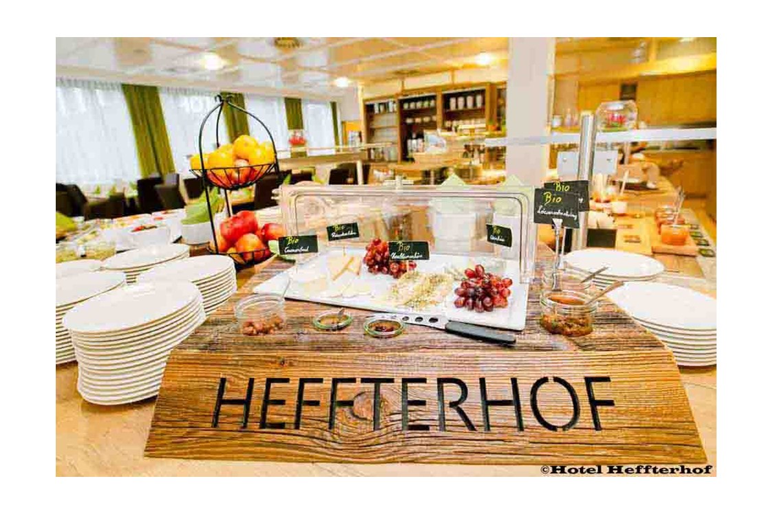 Hotel: Salzburger BIO-Frühstücksbuffet  - Hotel Heffterhof