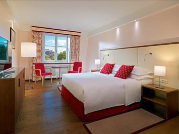 Hotel Sheraton Grand Salzburg Zimmerkategorien Deluxe Zimmer