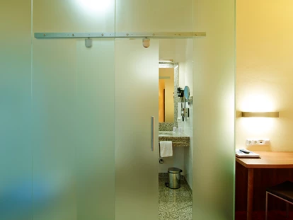 Stadthotels - Verpflegung: Frühstück - Salzburg-Stadt (Salzburg) - Bad - Hotel Villa Ceconi