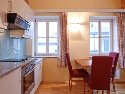 Stadthotels - Verpflegung: Frühstück - Salzburg-Stadt (Salzburg) - Essbereich - Ferienwohnung "Maxglan" - Hotel Villa Ceconi