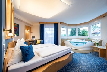 Hotel: Exklusivzimmer Neptun mit Wasserbett und Whrilwanne - Hotel Himmelreich