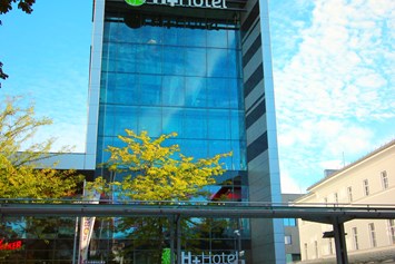 Hotel: Außenansicht - H+ Hotel Salzburg