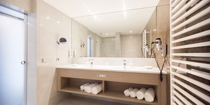 Stadthotels - Preisniveau: gehoben - Deluxe Zimmer Gartenblick Bad - IMLAUER Hotel Pitter Salzburg