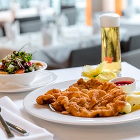 Hotel: IMLAUER Sky Restaurant - Wiener Schnitzel - IMLAUER HOTEL PITTER Salzburg