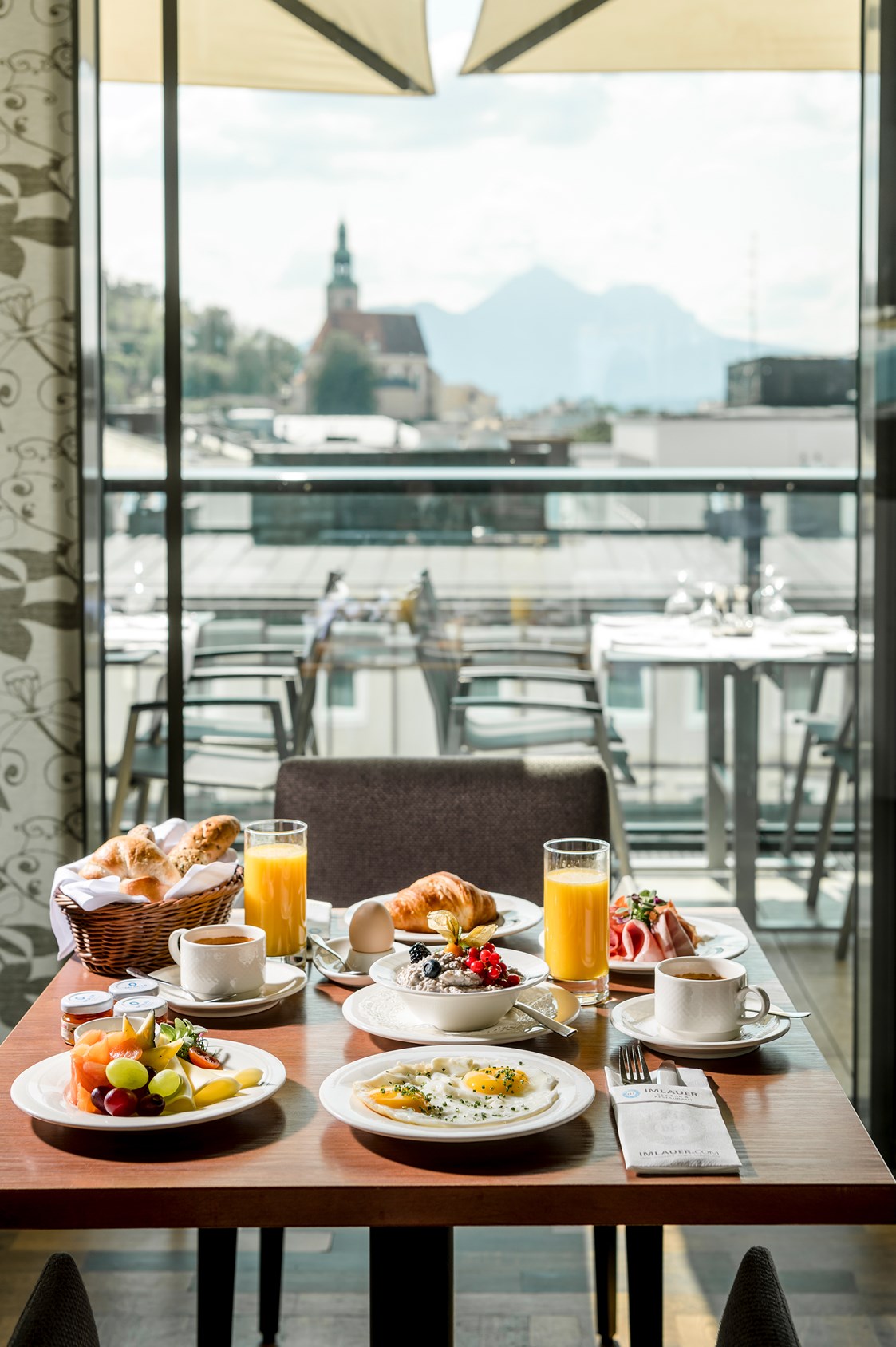 Hotel: IMLAUER Sky Restaurant - Frühstück  - IMLAUER HOTEL PITTER Salzburg