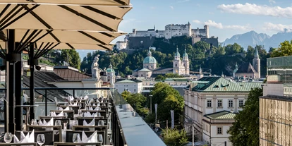 Stadthotels - Preisniveau: gehoben - IMLAUER Sky Bar - Aussicht  - IMLAUER Hotel Pitter Salzburg
