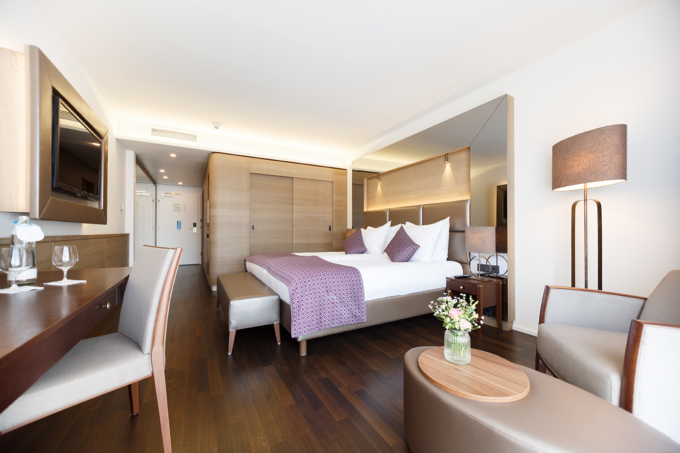 IMLAUER Hotel Pitter Salzburg Zimmerkategorien Deluxe Zimmer Gartenblick