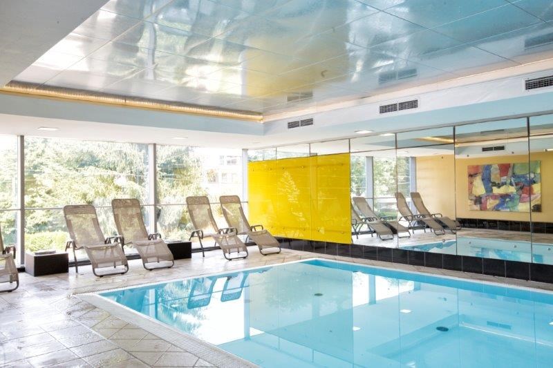 Hotel: Wellnessbereich - Indoor Pool - Wyndham Grand Salzburg Conference Centre