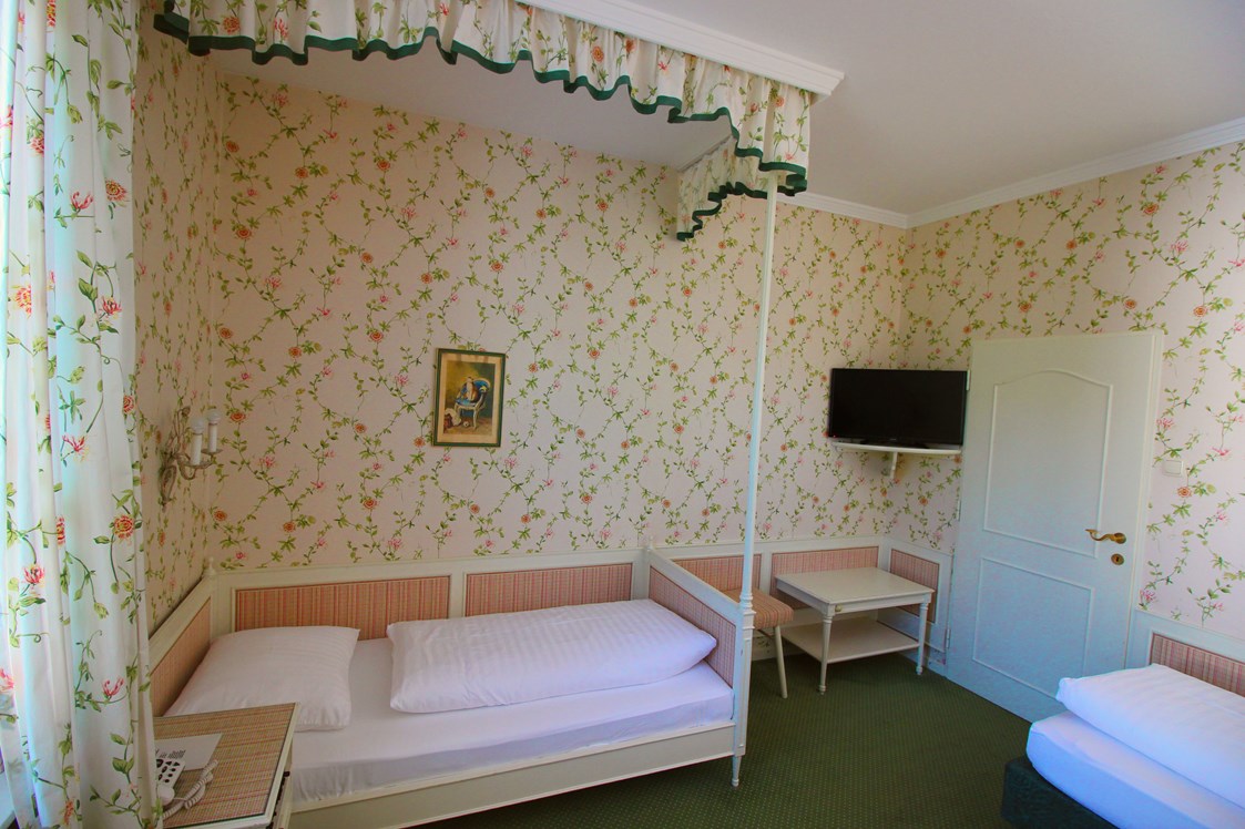 Hotel: Zweibettzimmer - Hotel Hohenstauffen