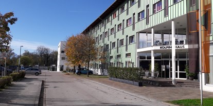 Stadthotels - Verpflegung: Halbpension - Salzburg - Das Hotel ist sehr ruhig gelegen und befindet sich nur wenige Meter von der Salzach entfernt - Kolpinghaus Salzburg