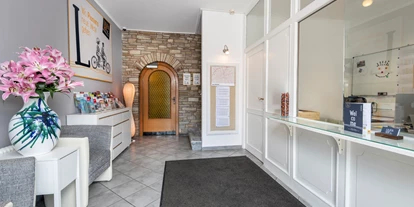 Stadthotels - Verpflegung: Frühstück - Salzburg-Stadt (Salzburg) - Eingangsbereich - Hotel Lilienhof