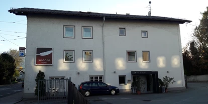 Stadthotels - Verpflegung: Frühstück - Salzburg-Stadt (Salzburg) - Parkplatz gleich beim Hotel - Hotel Das Edlinger