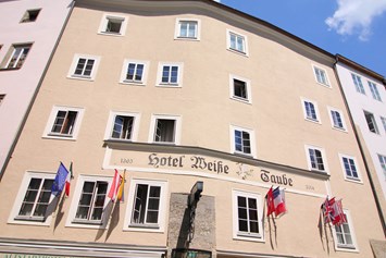Hotel: Außenfassade - Altstadthotel Weisse Taube