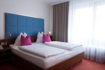 Hotel: Doppelzimmer - Altstadthotel Weisse Taube