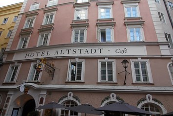 Hotel: Fassade vom Hotel - Radisson Blu Hotel Altstadt