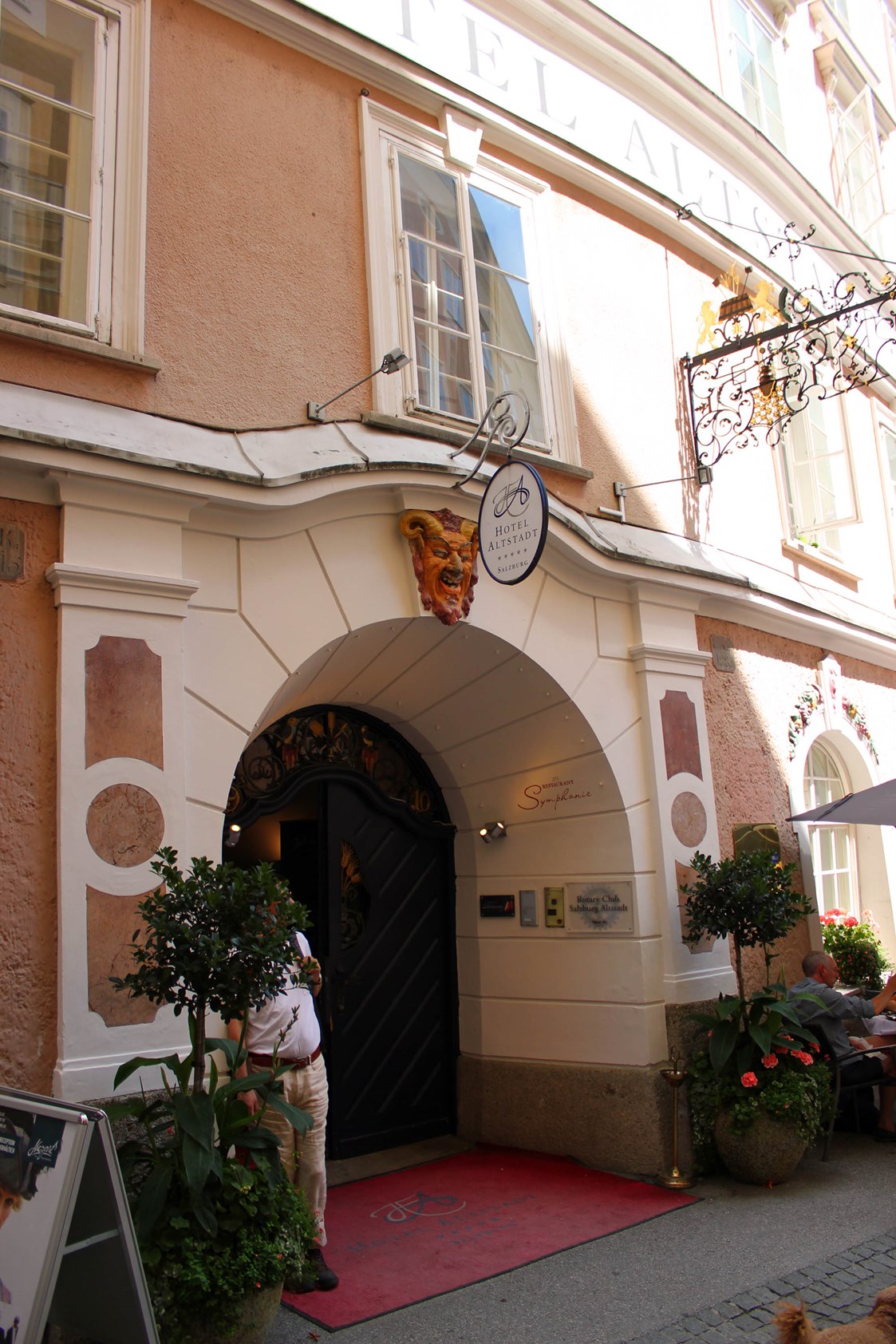 Hotel: Eingang vom Hotel - Radisson Blu Hotel Altstadt